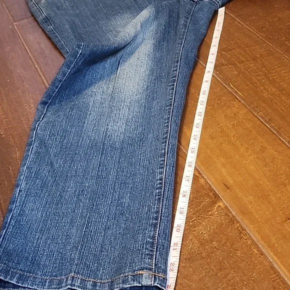 Monroe And Main Womens Blue Denim Capri Plus Size Jeans Size 16 - Picture 7 of 12